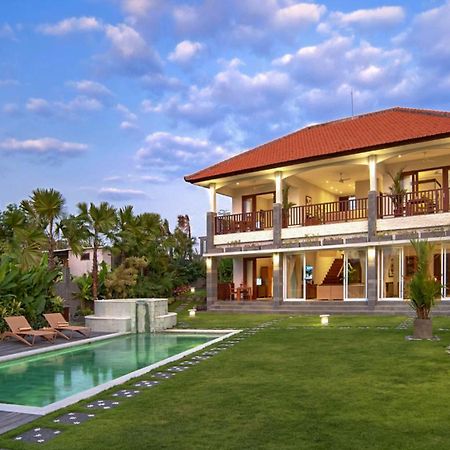 Villa Yenian By Villa Finder Canggu Exterior foto